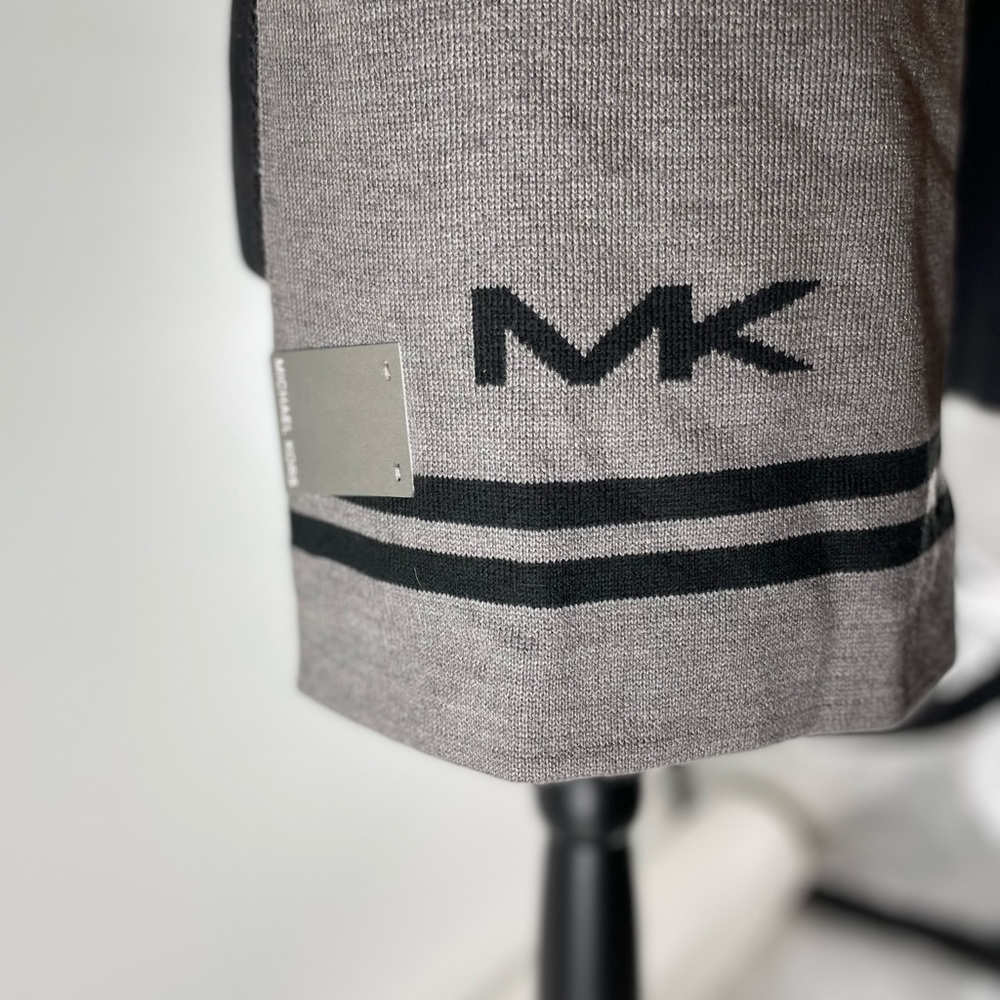 Michael Kors scarf - Picture 4 of 4